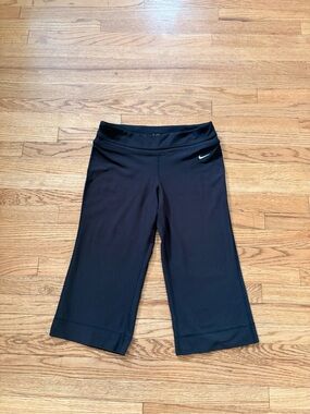 Nike Black Capri’s